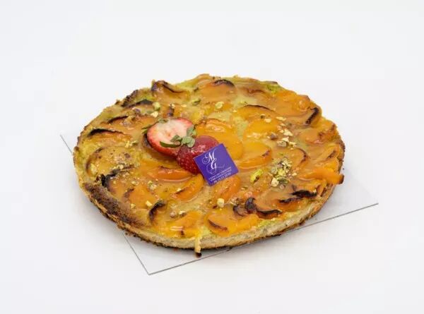 Tarte aux fruits  abricots pistaches